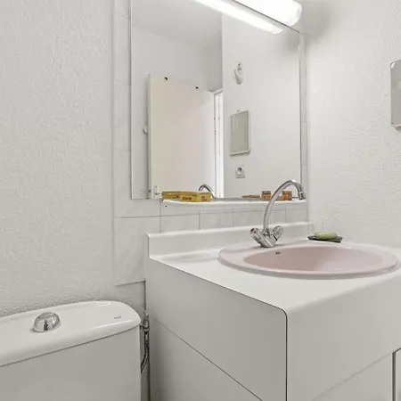 A 200 M De La Apartment Frejus